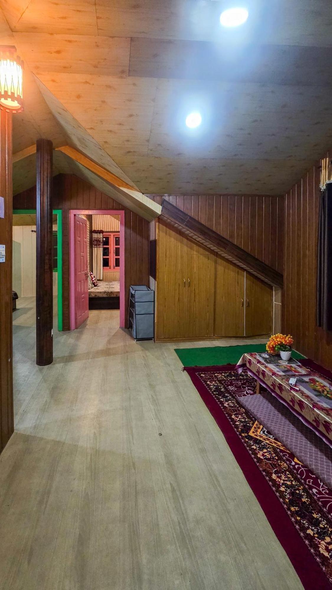 The City Escape Farmstay Shimla Zimmer foto